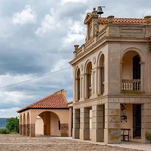 De La Mata Toledo